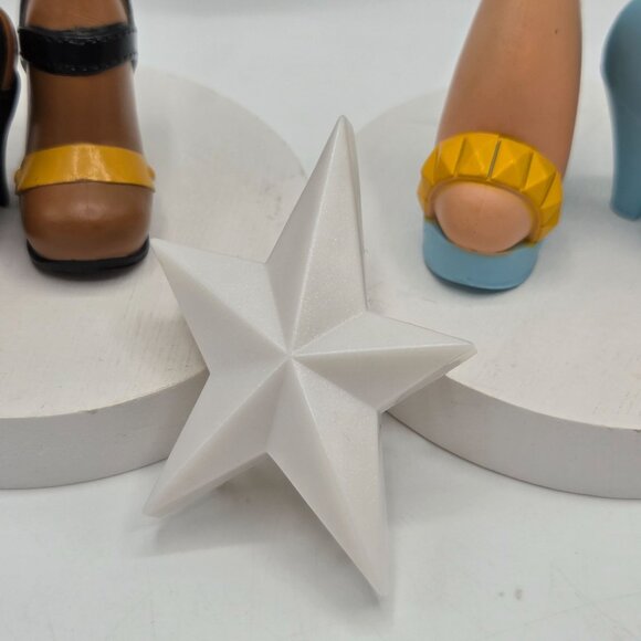 Bratz Shoefie Snaps Shoes Set With White Star Brush - Picture 2 of 8